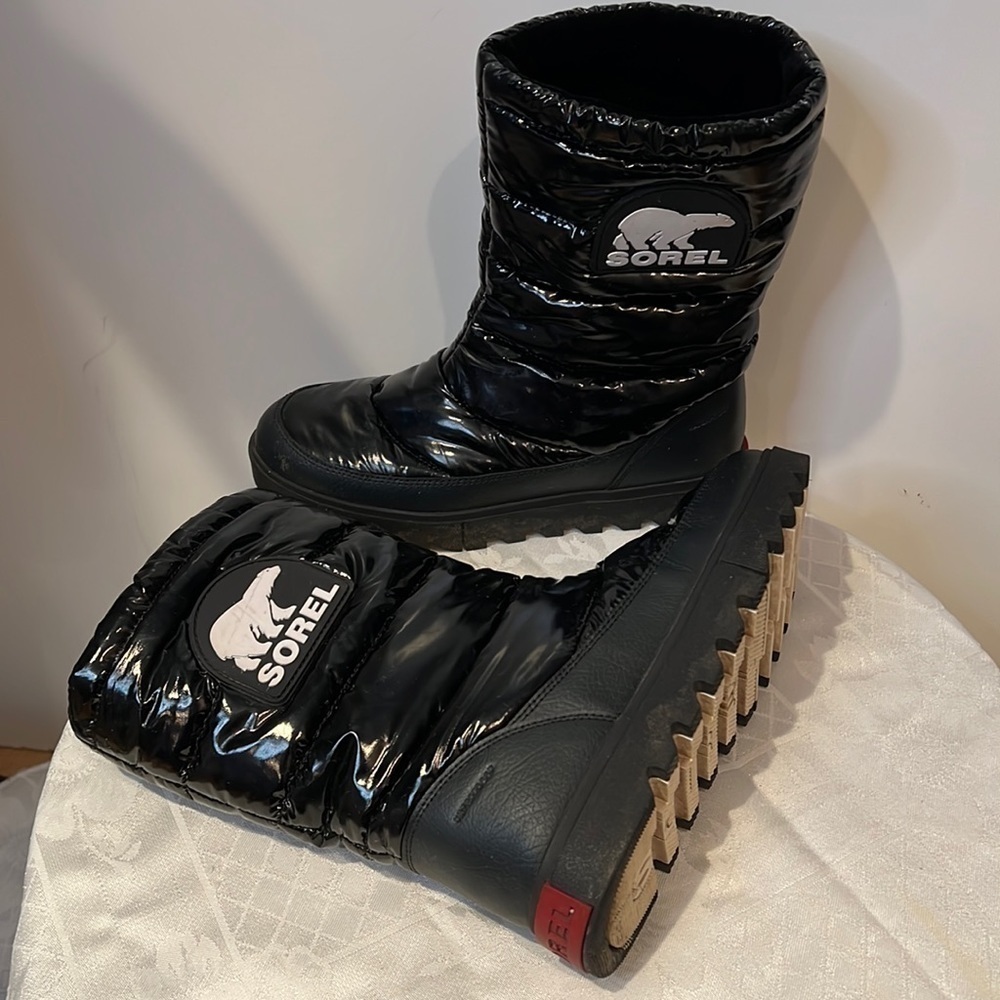 Sorel Sz 9 Joan of Arctic Next Lite Mid Puffy (Black) Women's Boots